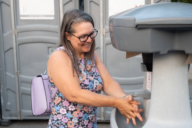 Portable Toilet Options We Offer in Old Stine, CA